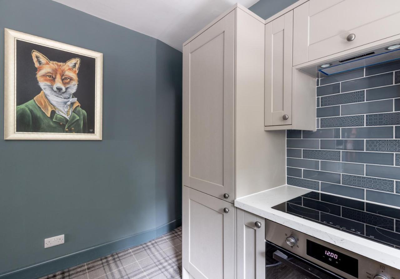 Luxury 3 Bed House Centre, Right Next To Murrayfield. Holiday home Edinburgh