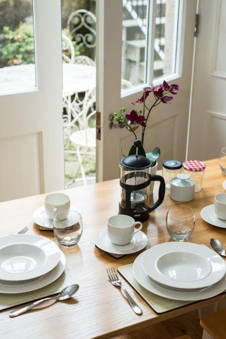 Self Catering , Centre With Parking * EDI