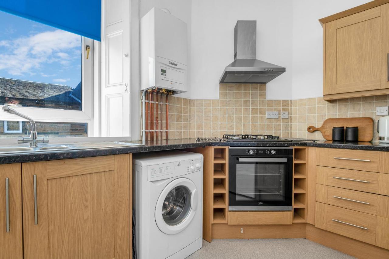 Apartment Spacious & Modern 1 Bedroom Flat - Near Centre & Arthur Seat *