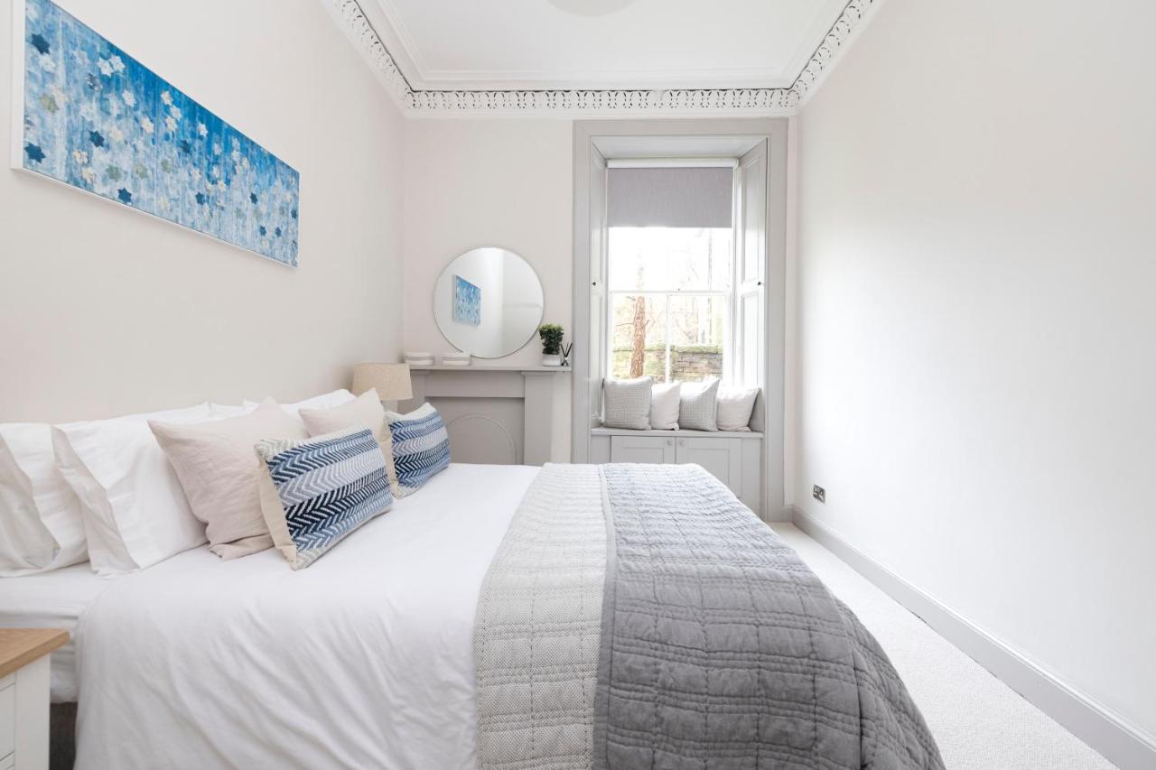 Stylish 3-bedroom Getaway Apartment *
