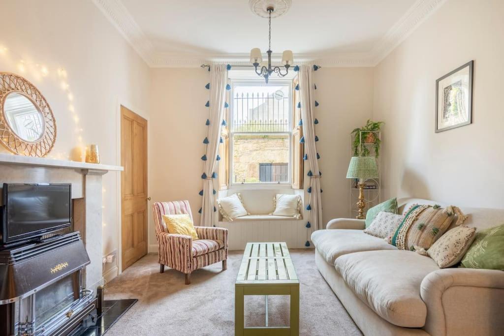 Charming Flat In Quiet Street In Stockbridge * Edinburgh