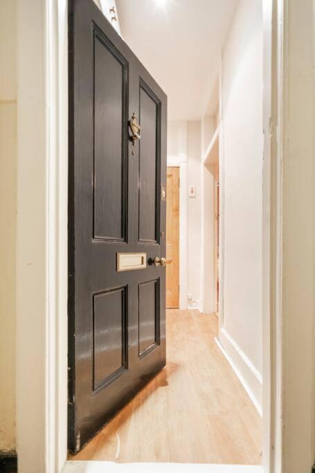 Apartment Charming Flat In Quiet Street In Stockbridge *