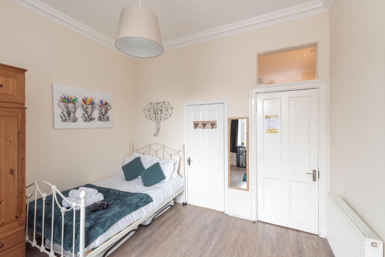 Contemporary 3 Bed City Centre - Ensuite * Edinburgh