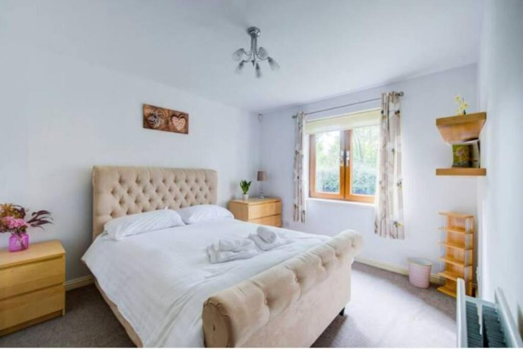 Lovely 2 Bdr In Dalry / Near Haymarket Apartment *