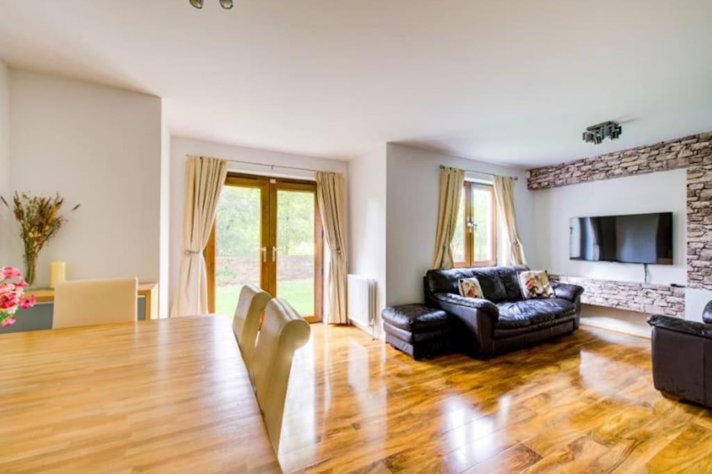 Lovely 2 Bdr In Dalry / Near Haymarket Apartment Edinburgh