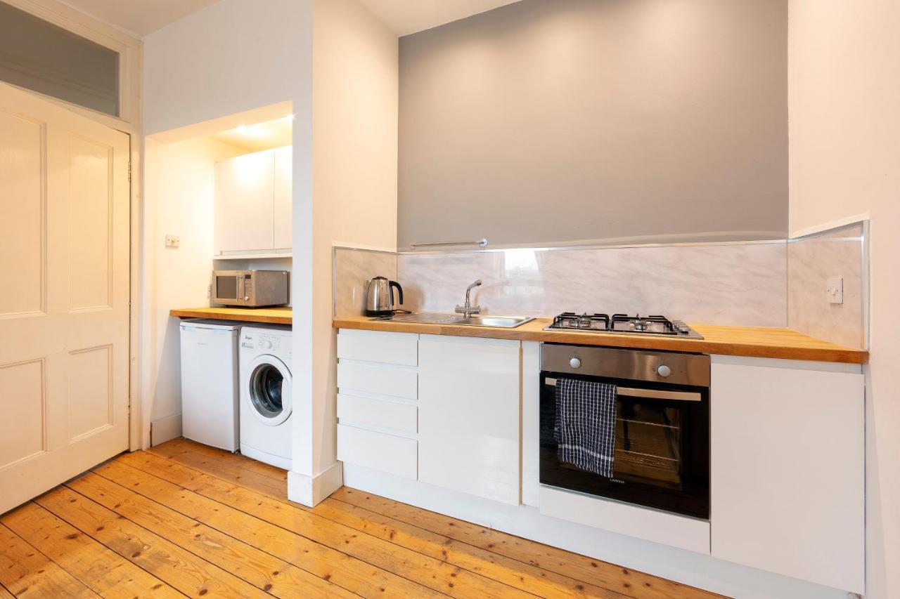 Cosy Quiet Traditional Floor With Stunning Views Apartment *
