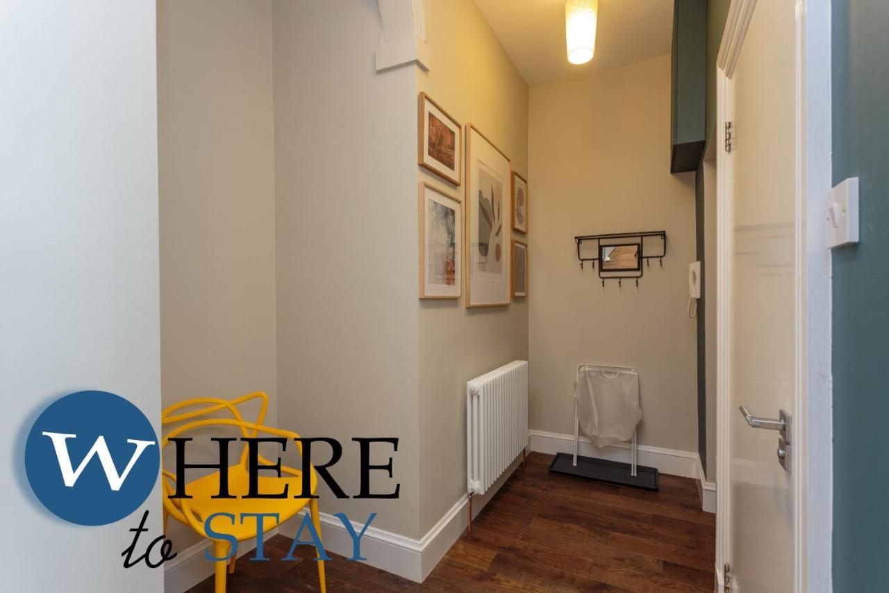 Stylish 2bed Underneath Castle