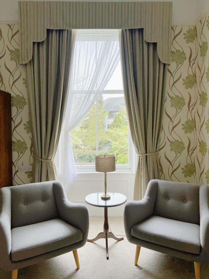 Guest house Gladstone House 4*
