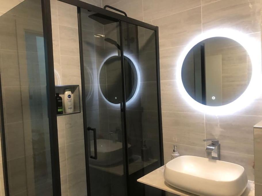 Royal Mile Famous Canongate Flat Apartment Edinburgh