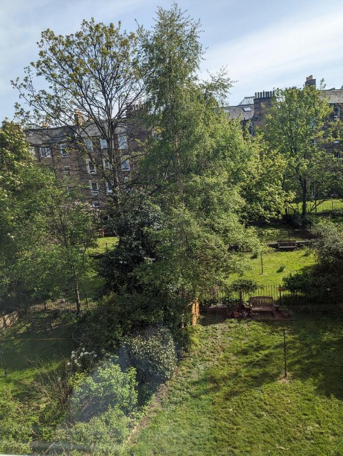 Privatunterkunft Bright Close To City Centre *