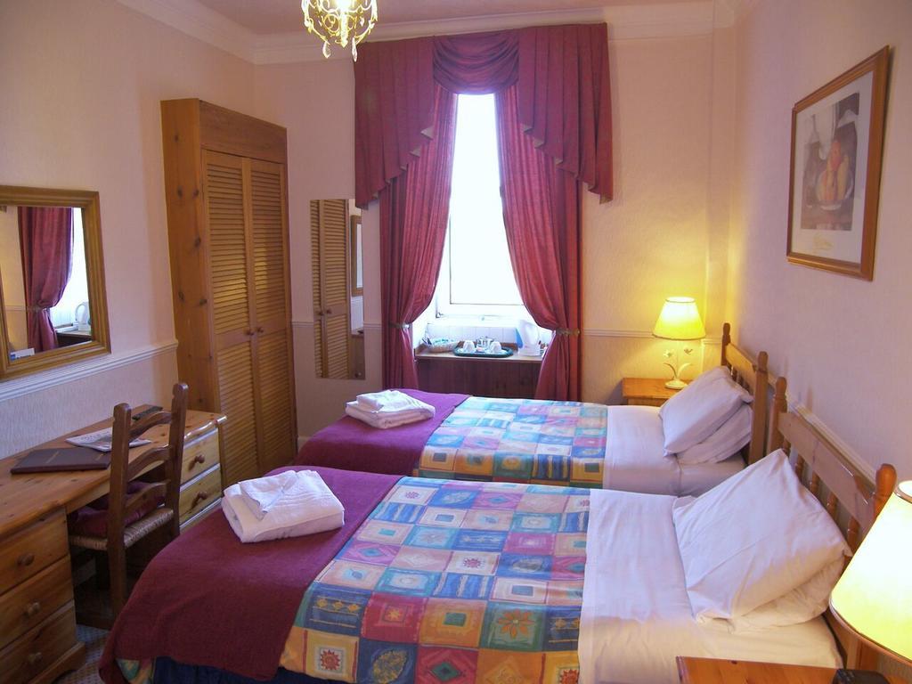 Ardleigh House Bed & Breakfast Edinburgh
