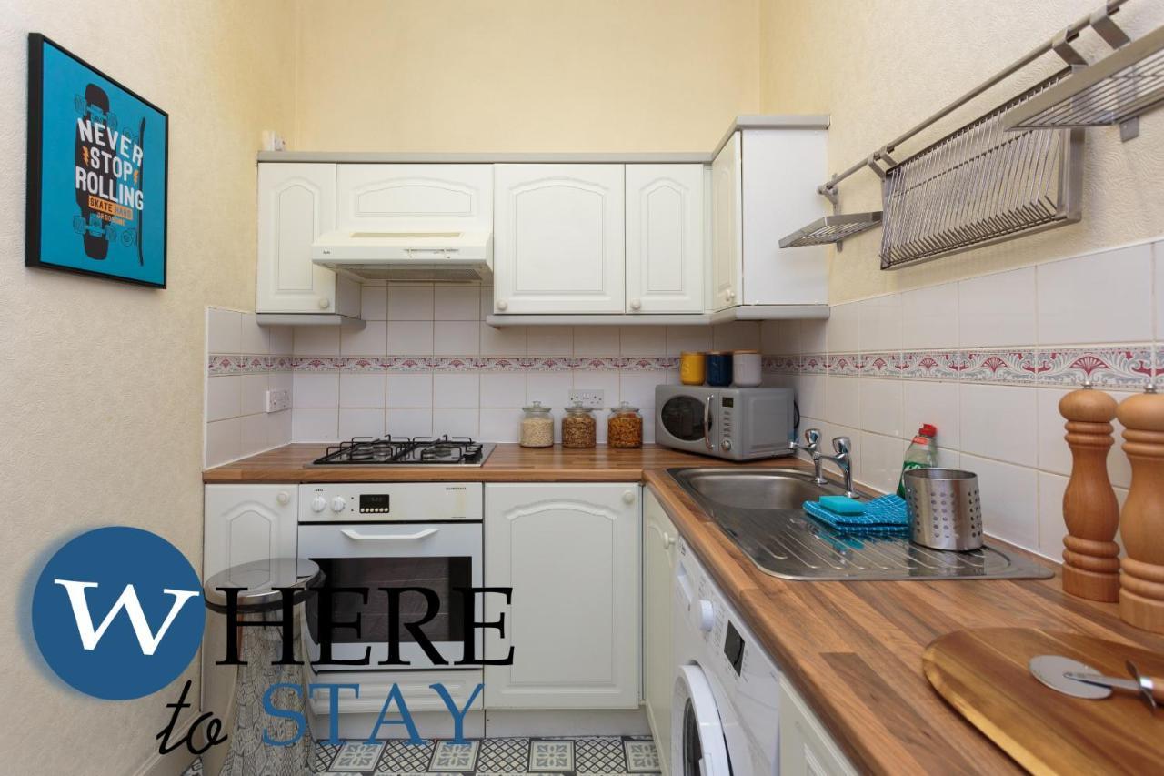 2 Bedroom Victorian In Leith EDI