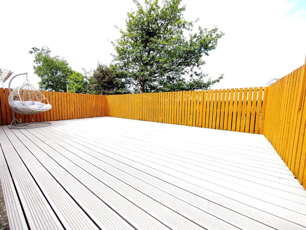 Modern And Spacious Double&king Bedrooms Both With Private Bathrooms Homestay Edinburgh