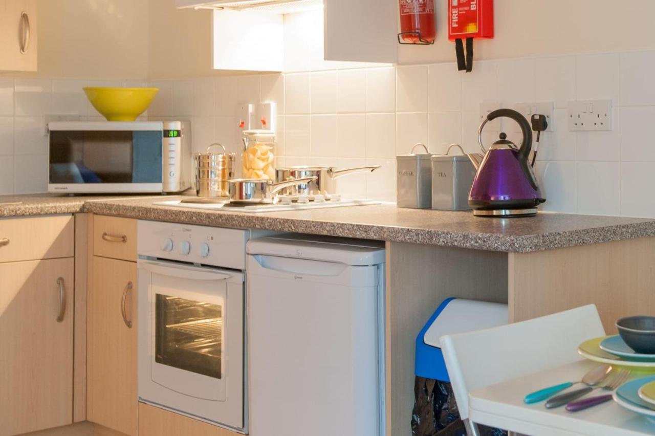 Apartment Bright And Ensuite Bedrooms At Mcdonald Road In Edinburgh