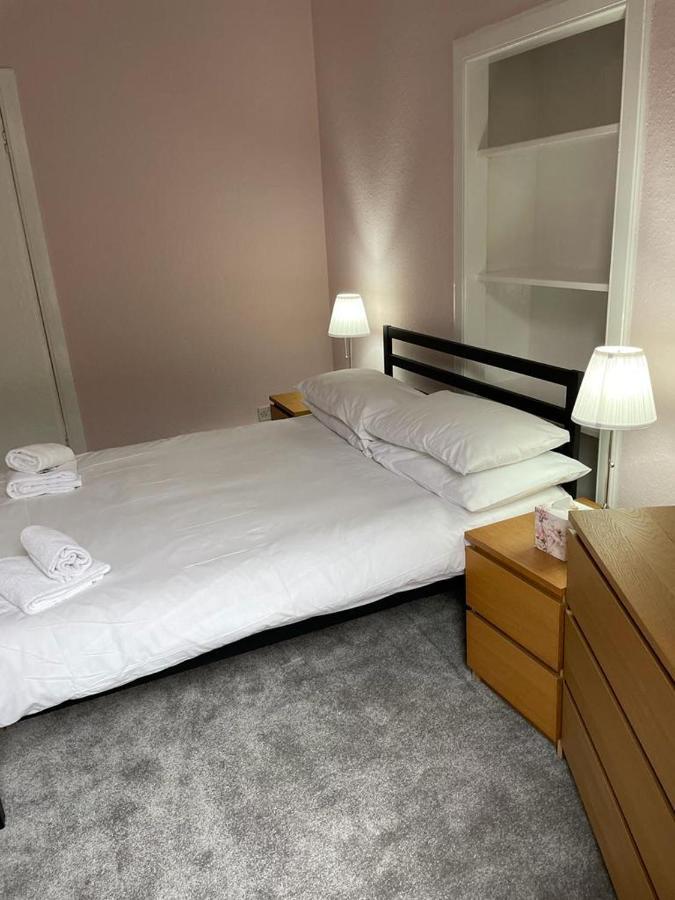 Apartment But Quiet Barony Street Only 10 Minutes Walk To Princes Street No Stairs Edinburgh