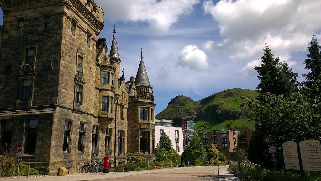Apartment Summer At The Of Edinburgh