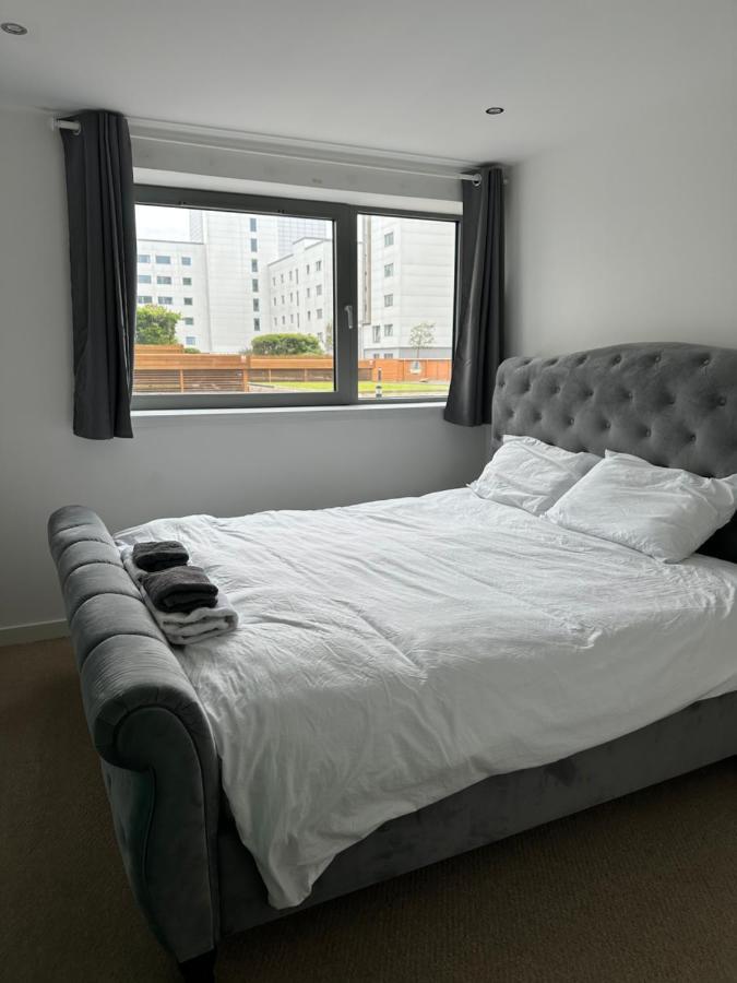 Apartment Stunning Waterfront Western Harbour Edinburgh
