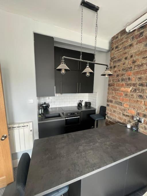 Newly Refurbished Flat Apartment EDI