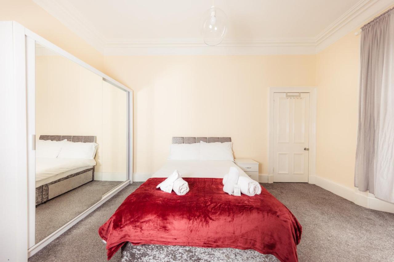 Apartment Specious Retreat With Famous Park Views Edinburgh