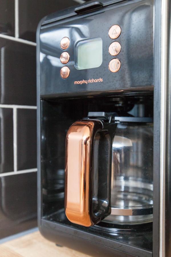 Apartment Luxury Arthur Seat Viewtownhouse With A Hot Tub EDI