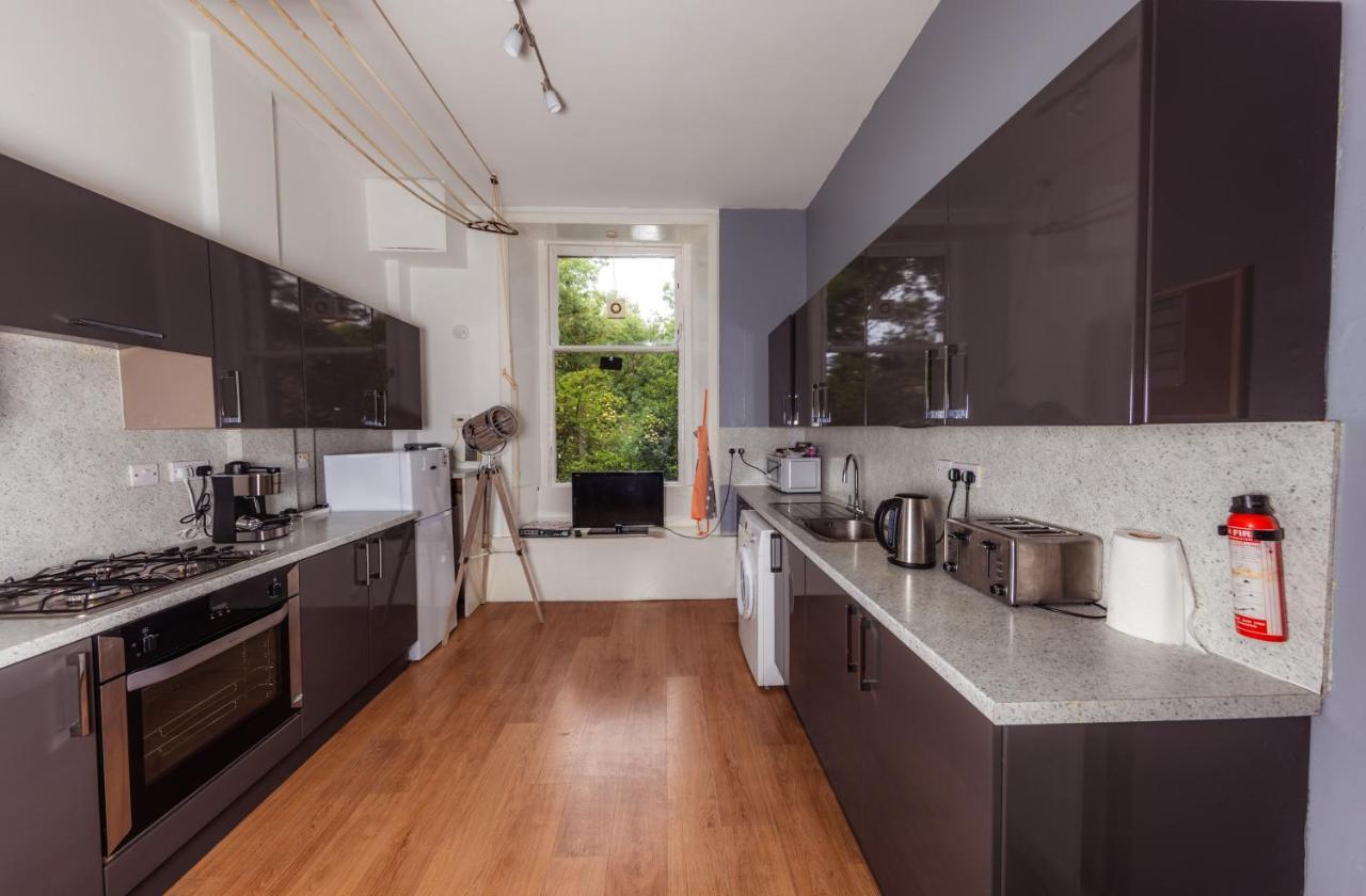 Specious Retreat With Famous Park Views * Edinburgh