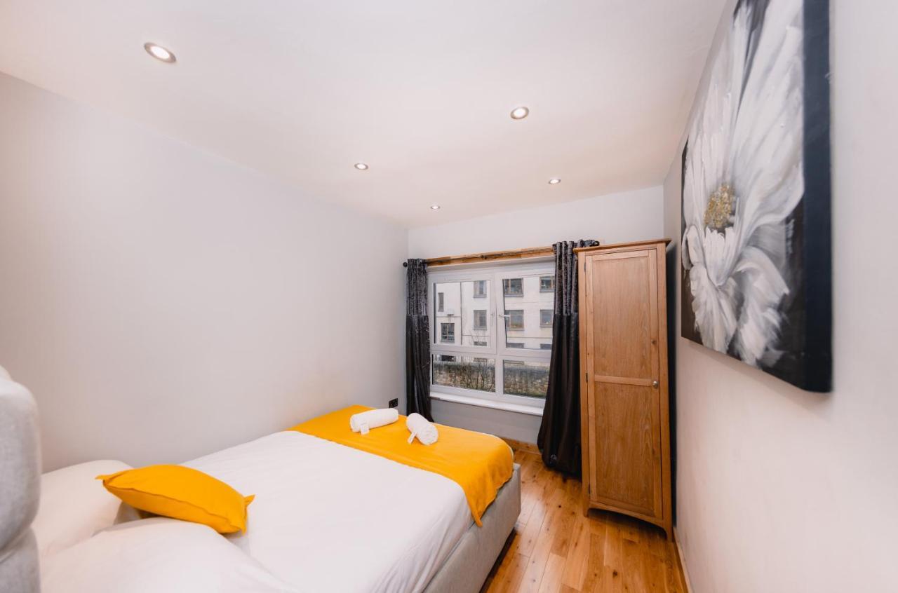 Superb Luxury Quality On Canal Apartment *