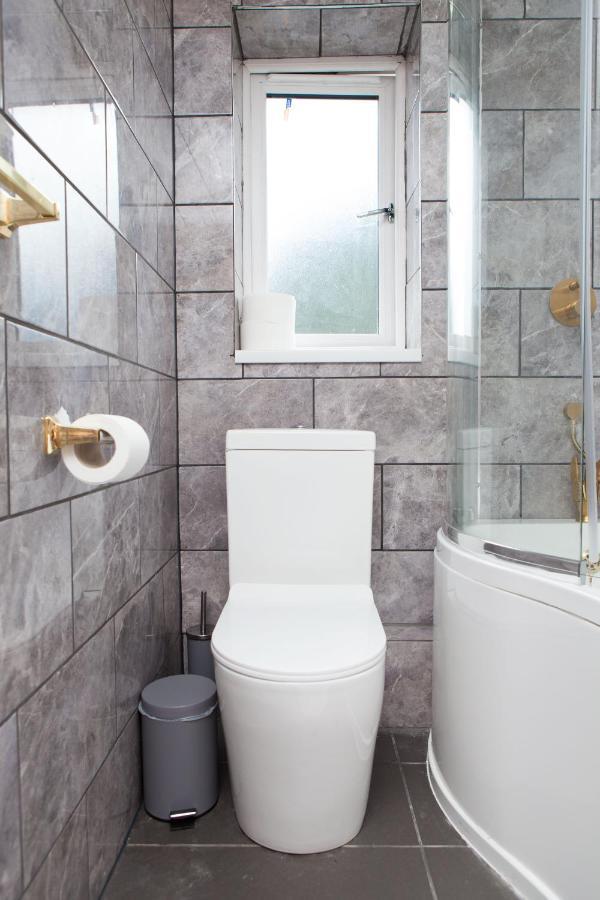 Luxury Arthur Seat Viewtownhouse With A Hot Tub * EDI