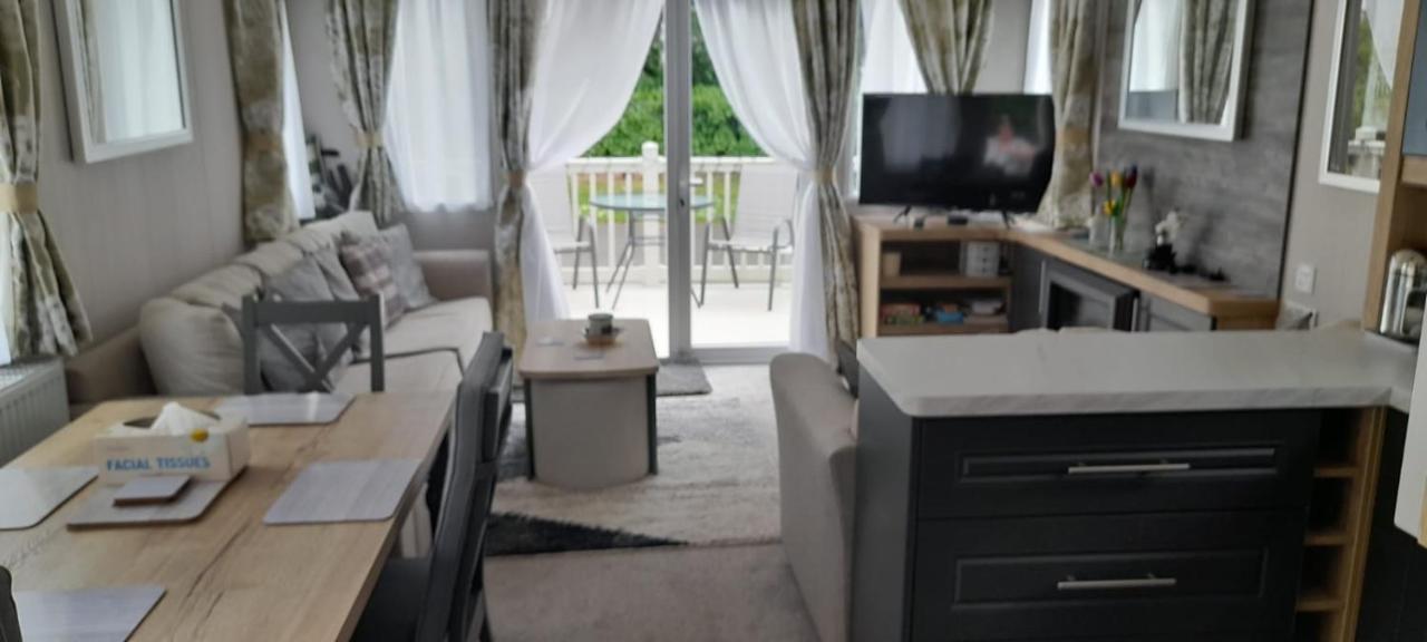 Campingplatz Belfry 2 - Luxury Spacious Family Caravan *