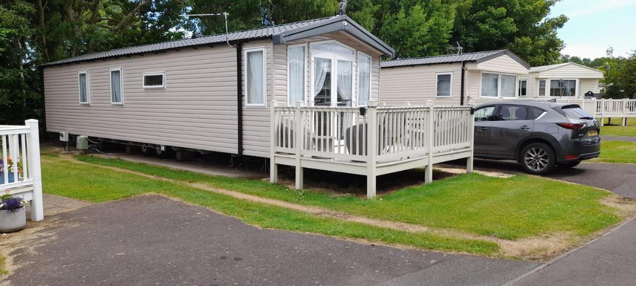 Belfry 2 - Luxury Spacious Family Caravan Campingplatz