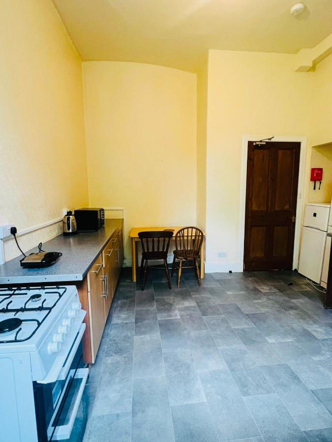 Massive 5bed 2bath Flat Available For Fringe Festival Apartment Edinburgh