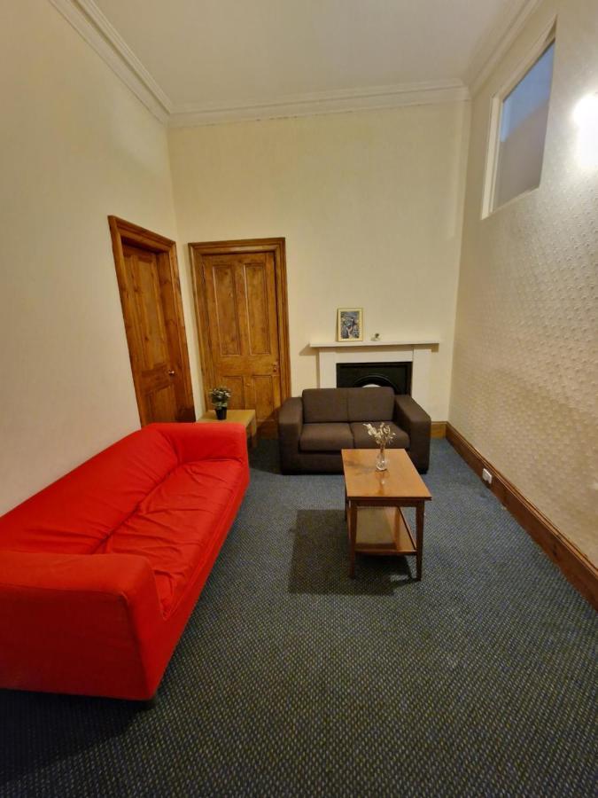 Massive 5bed 2bath Flat Available For Fringe Festival Apartment Edinburgh