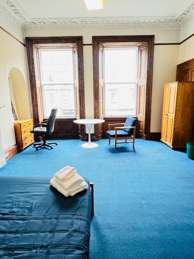 Massive 5bed 2bath Flat Available For Fringe Festival Apartment