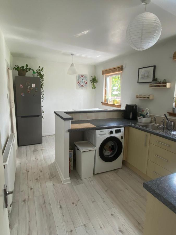 Homestay Cozy Bedroom In Shared With Free Parking *