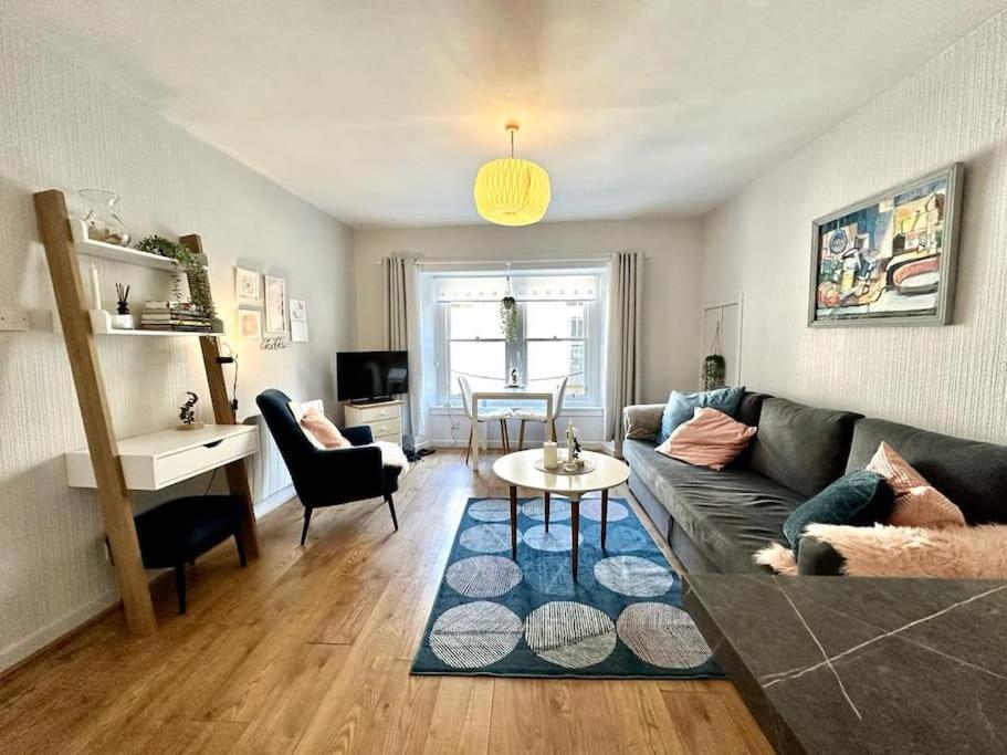 Apartment Centre Hidden Hideout For 2 Edinburgh