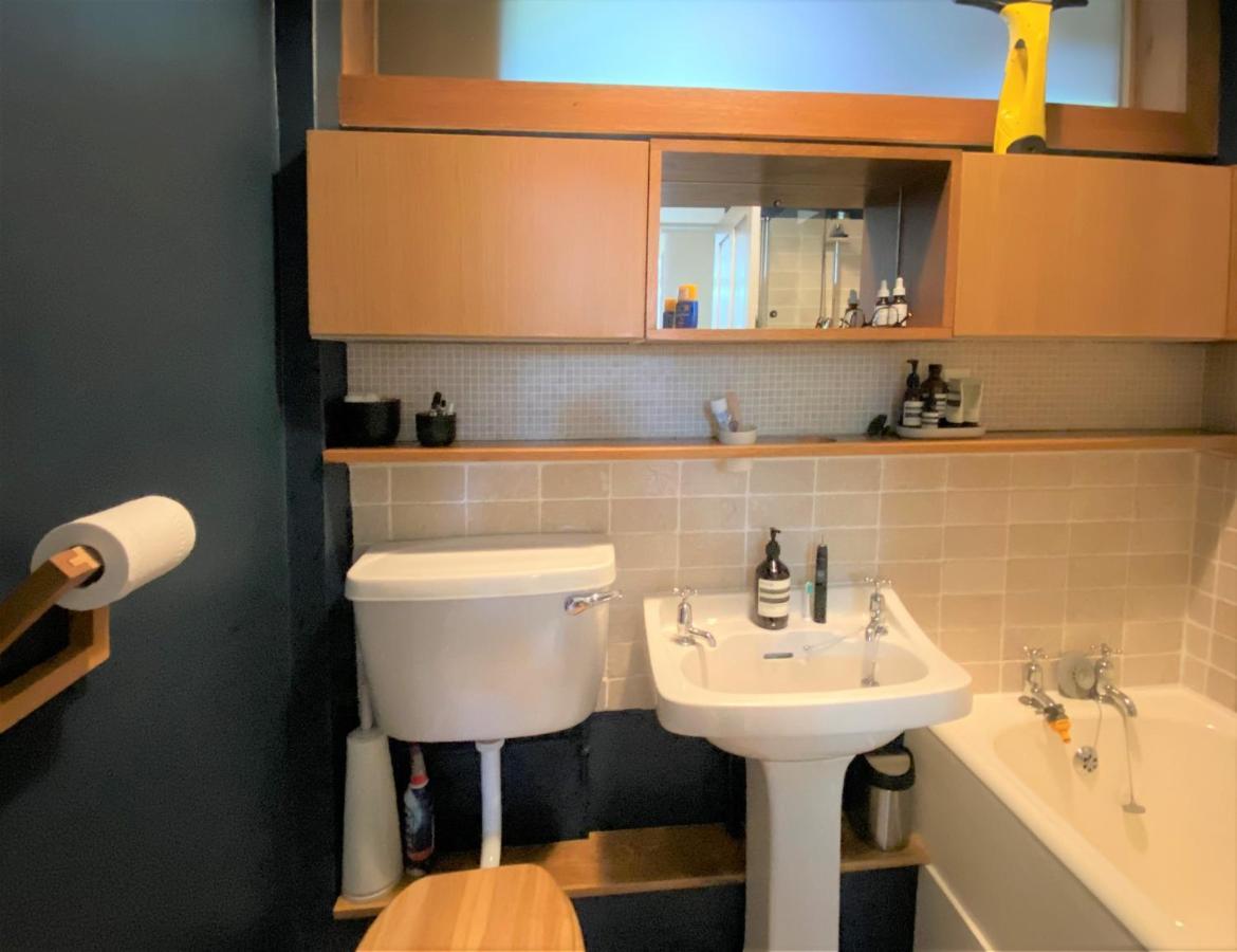 Peaceful 1-bedroom Retreat Apartment Edinburgh