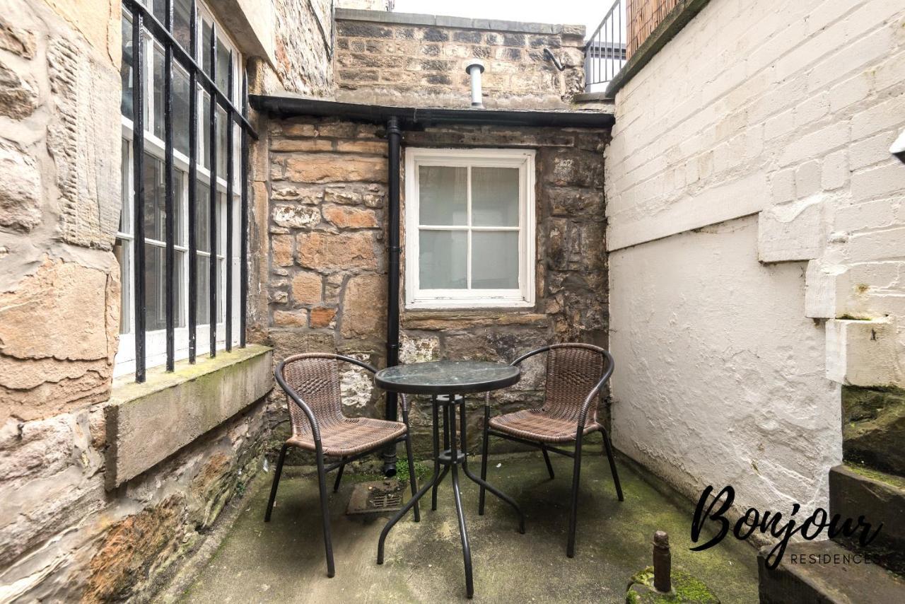 Apartment Montmartre Suite: New Town With Parking & Patio Edinburgh