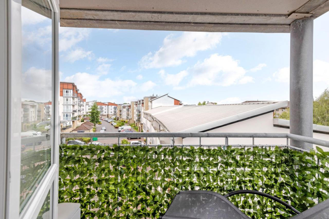 Joivy Elegant Flat With Balcony Edinburgh