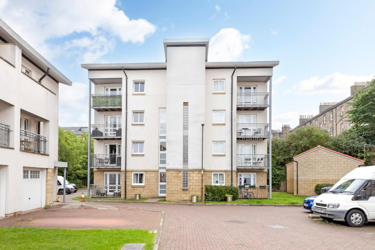 Apartment Joivy Elegant Flat With Balcony *
