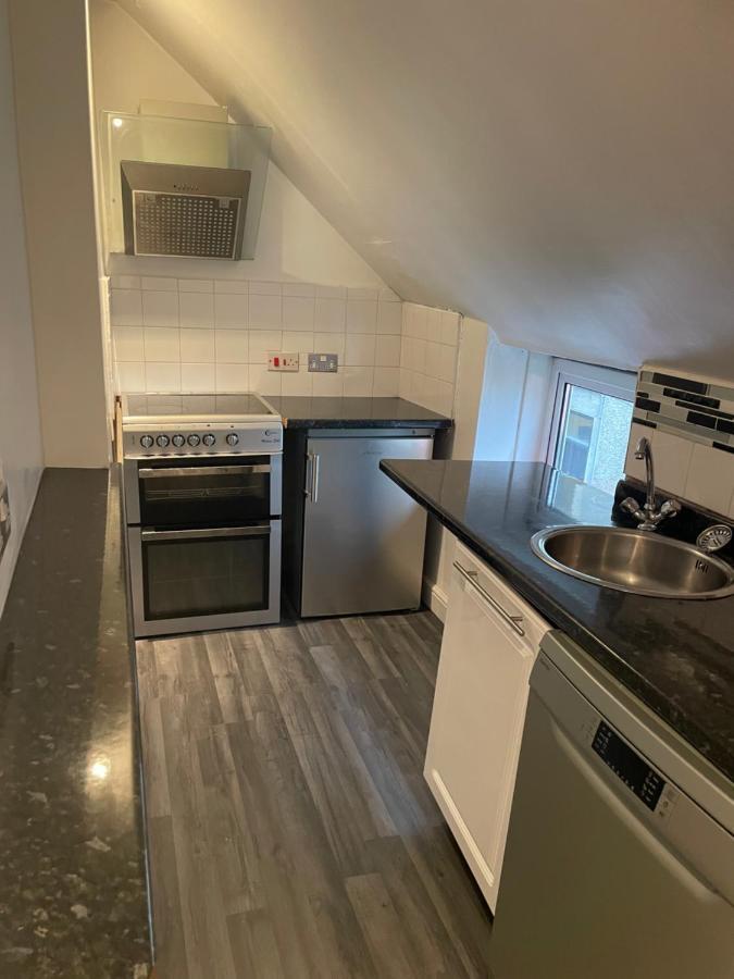 Apartment 1 Bed Flat At Drum Street