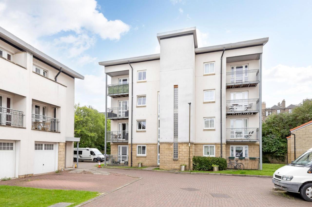 Apartment Joivy Elegant Flat With Balcony *