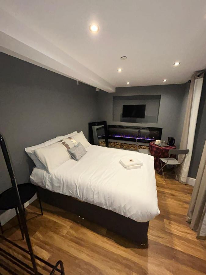Privatunterkunft Cosy Double Bed With Fire Place