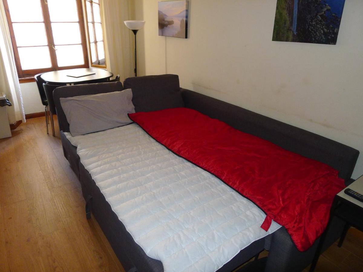1 Bedroom Flat In Historic Cooperage Leith Edinburgh