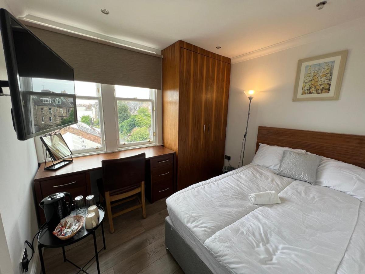 Cosy Double Centre