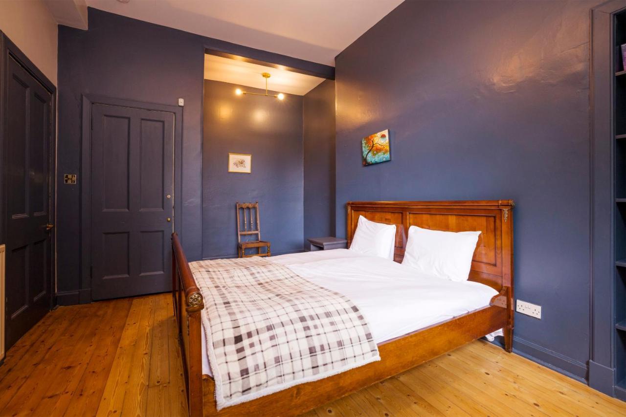 Joivy Splendid Near Haymarket * Edinburgh