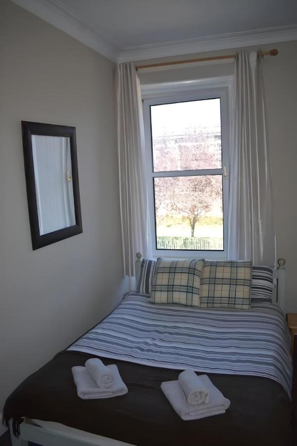 Edina Place -lovely Central One Bedroom Apartment *