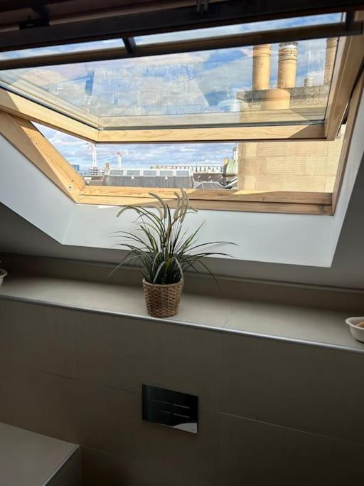 The Bourse Apartment Edinburgh