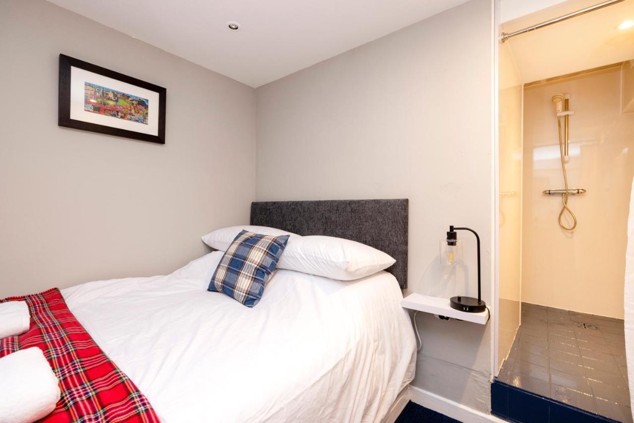 New Town Hostel *