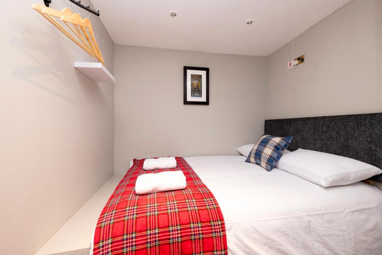 Hostel New Town EDI