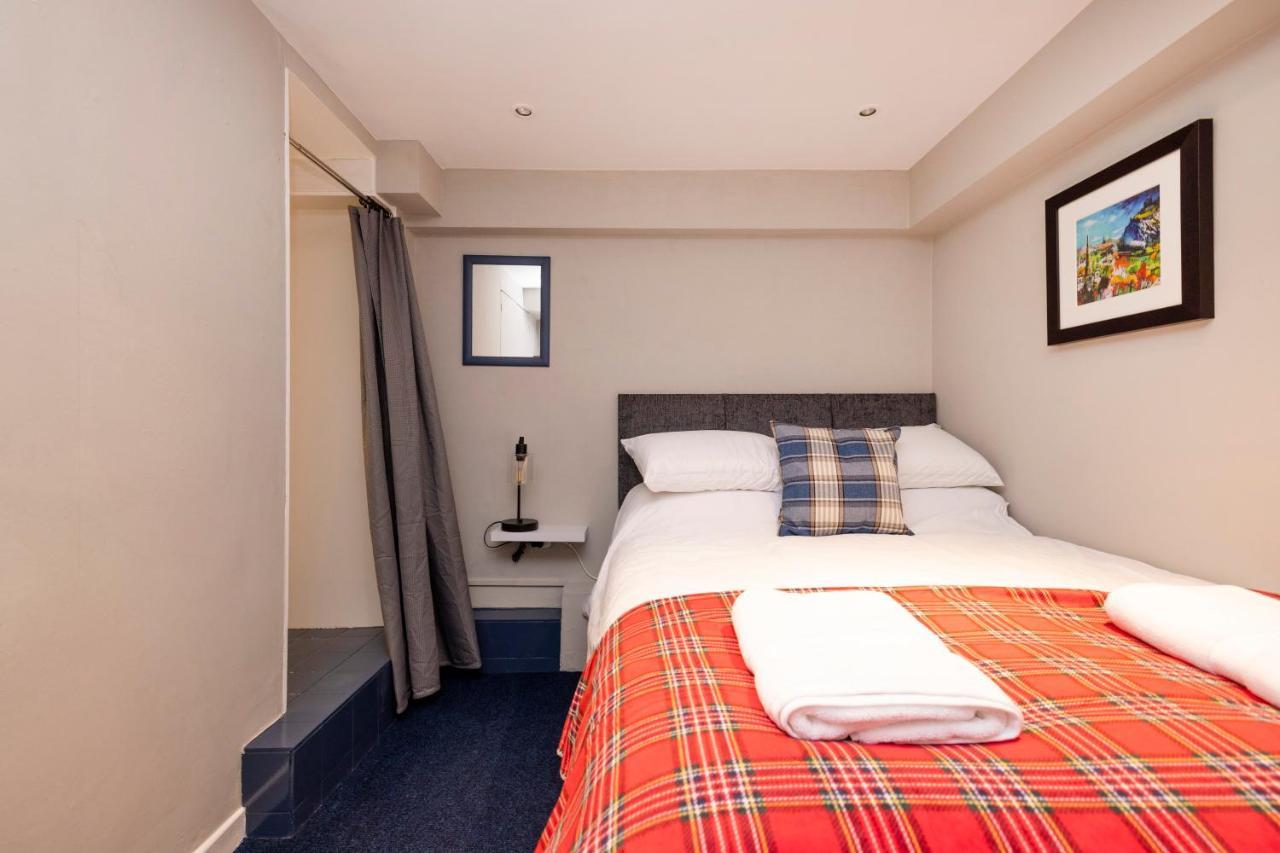 Hostel New Town EDI