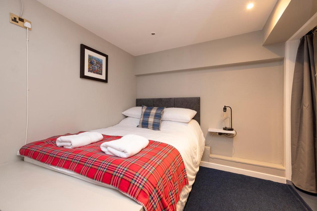 Hostel New Town EDI